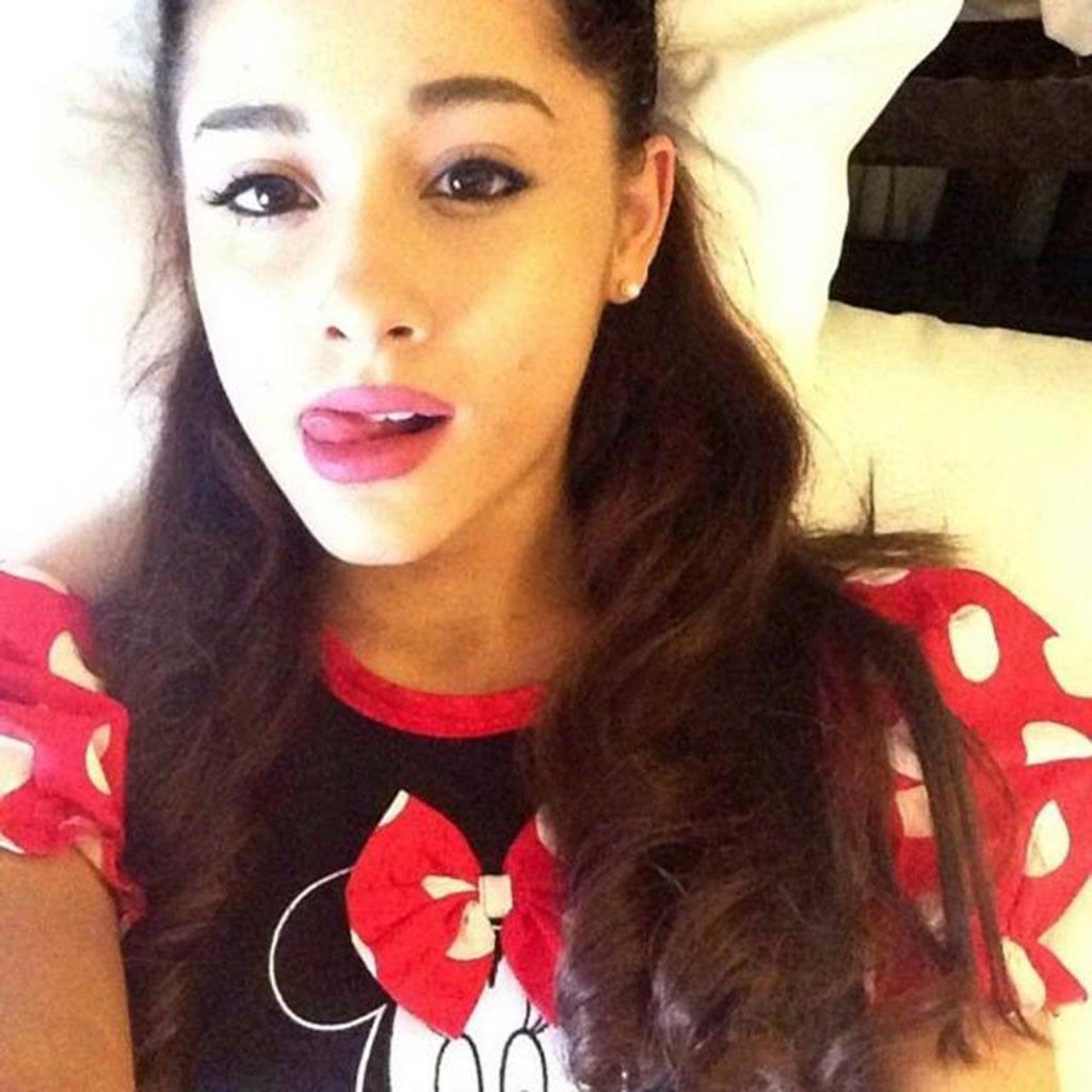 Ariana Grande Nude Leaked Pics Sex Tape And Sex Story