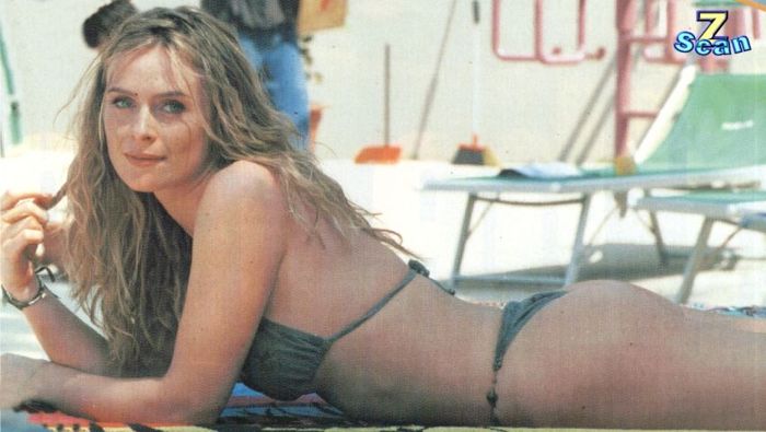 Serena Autieri bikini
