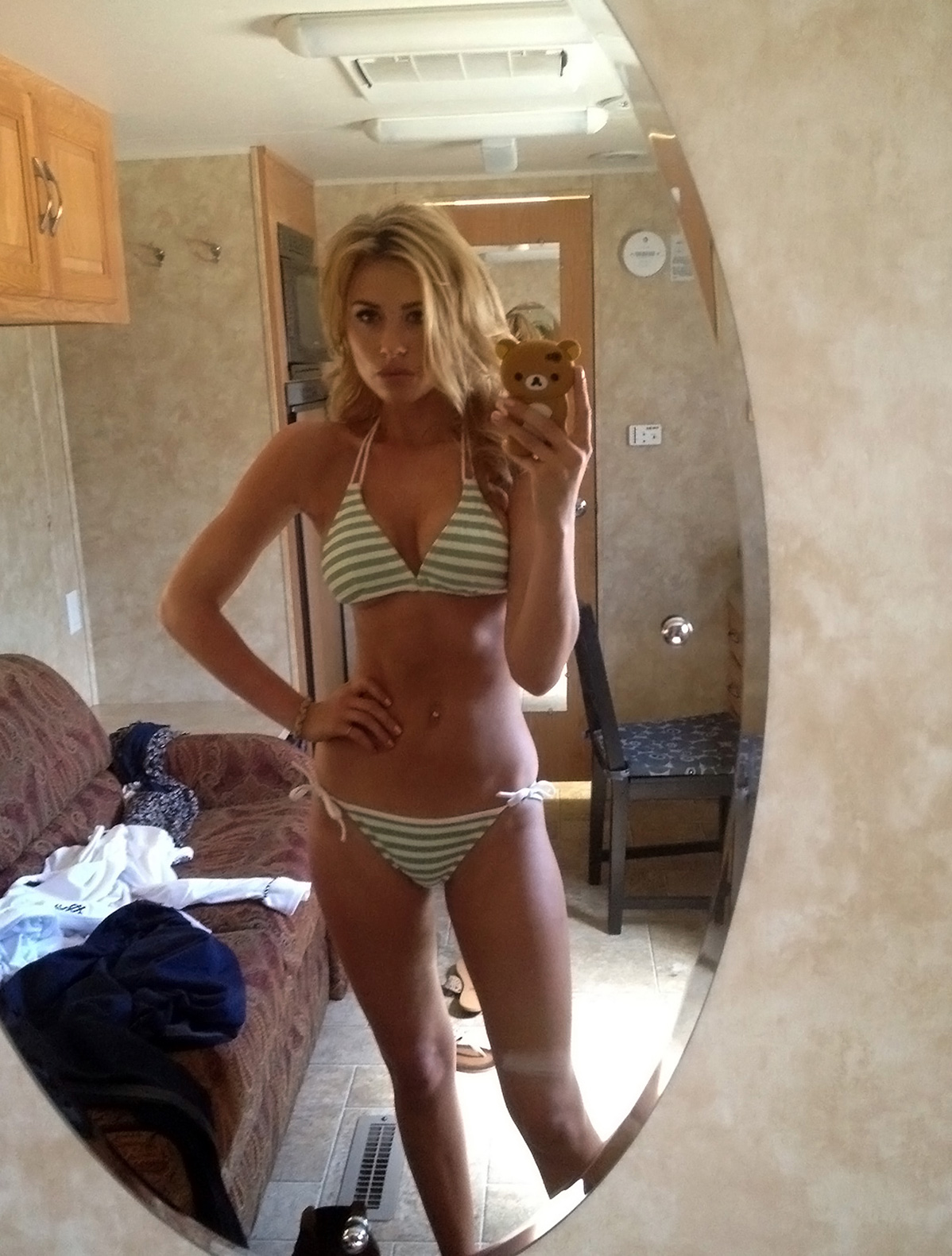 Aly Michalka nude hot leaked 16