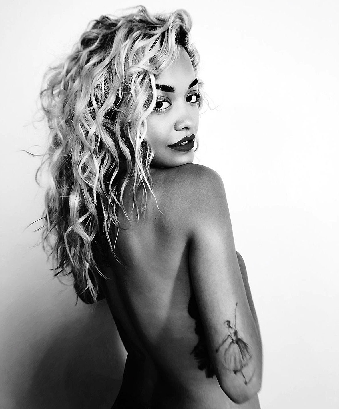 Rita Ora nude hot 44