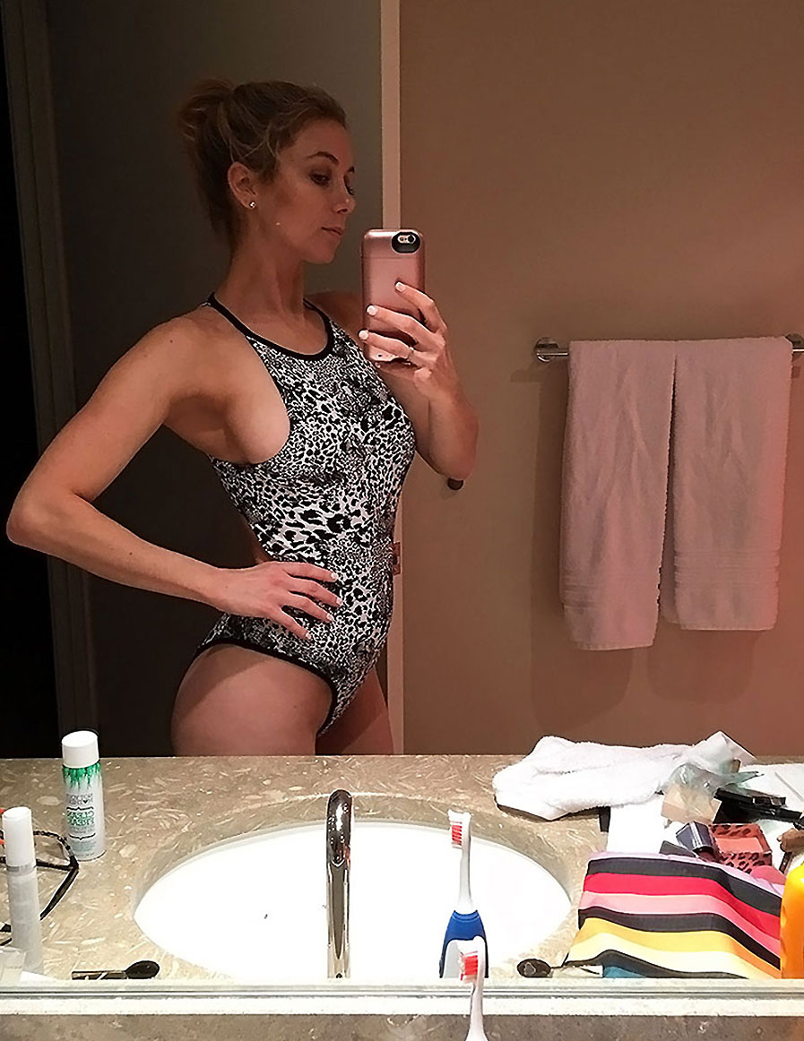 Iliza Shlesinger nude hot leaked 47