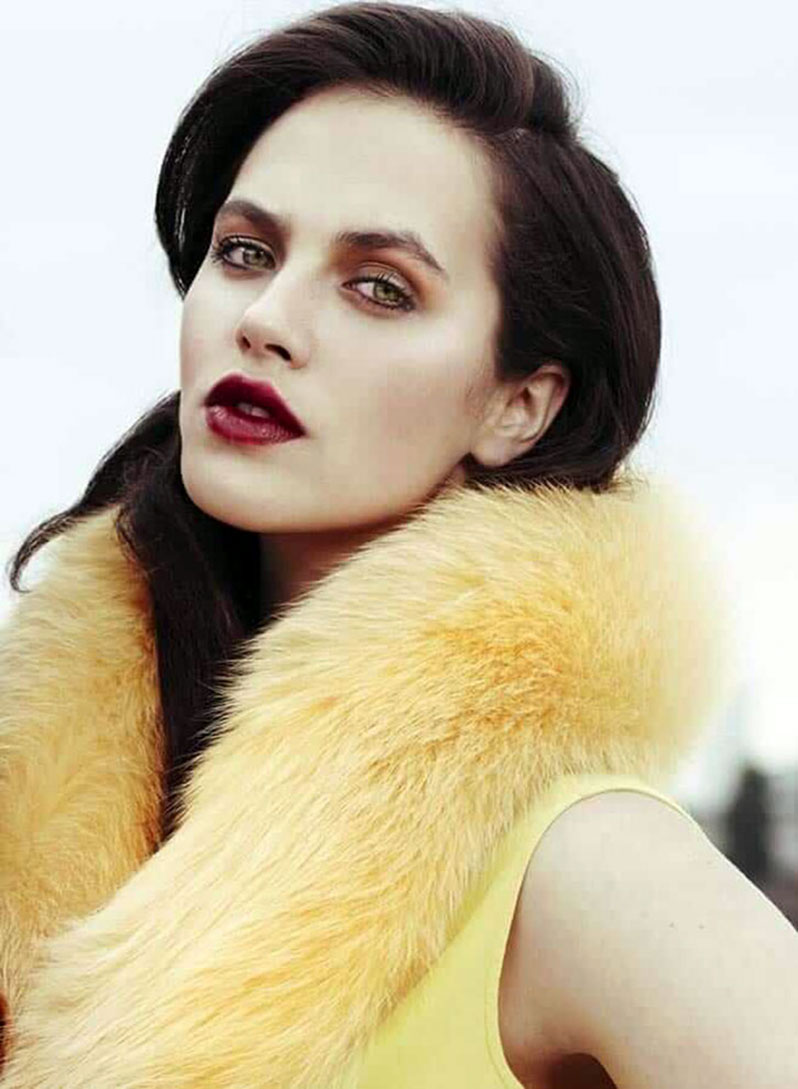 Jessica Brown Findlay hot sexy 40