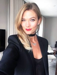 Karlie Kloss Nude Topless and Hot Pics nude – Leaked Diaries