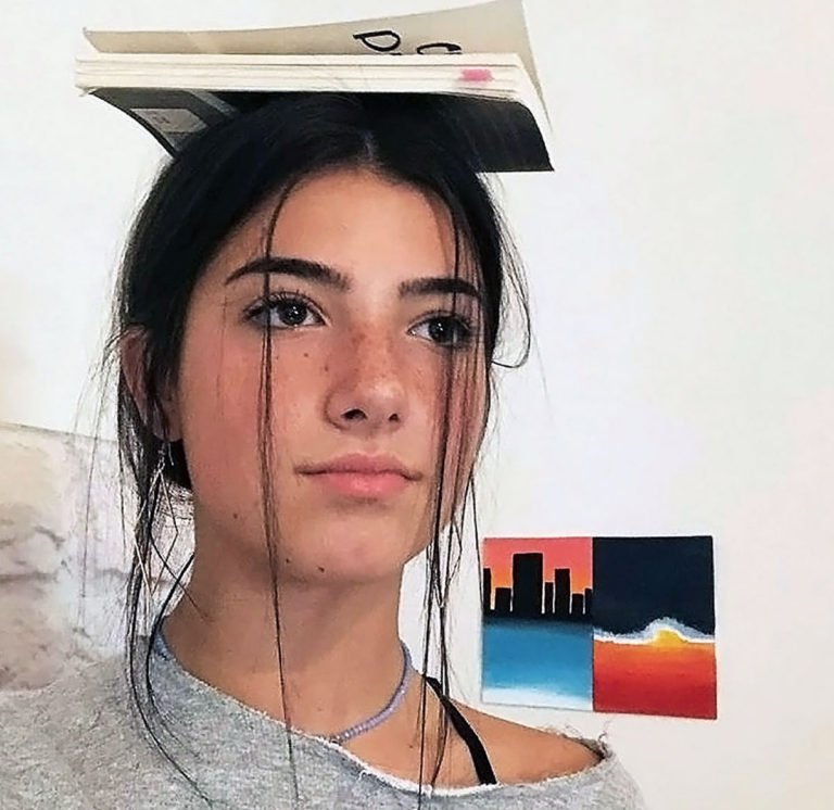 Dixie D’amelio Nude Leaked and Hot Photos nude – Leaked Diaries