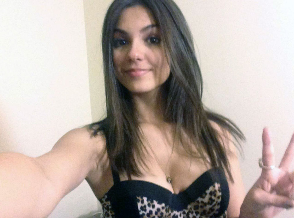 Victoria Justice Nude Photos - LEAKED ONLINE - Leaked Diaries