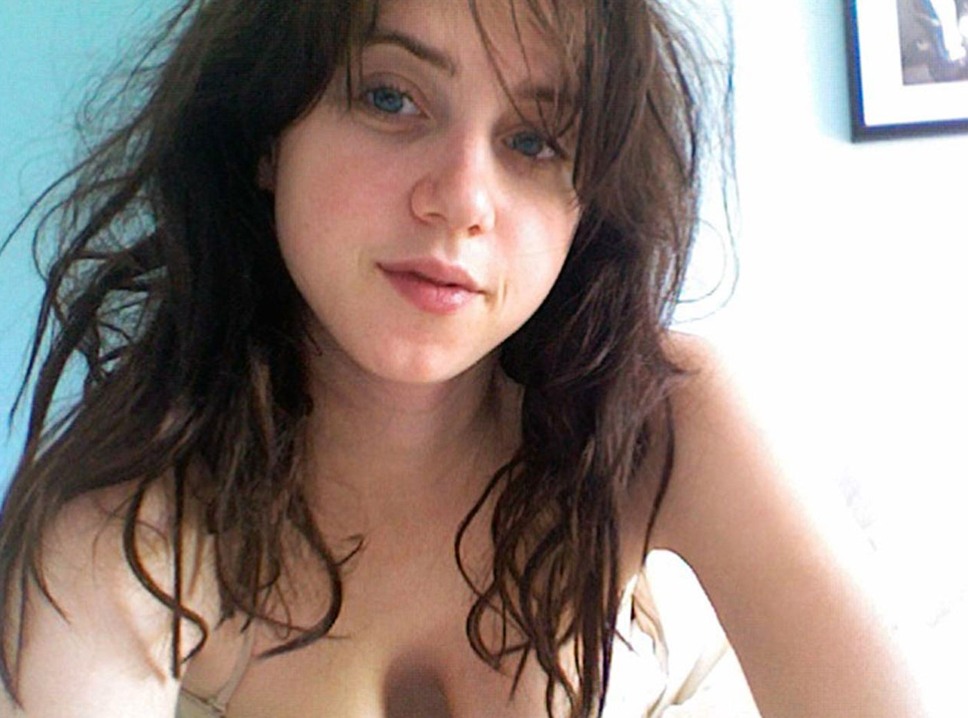 Zoe Kazan nude porn leaked hot sexy LeakedDiaries 2