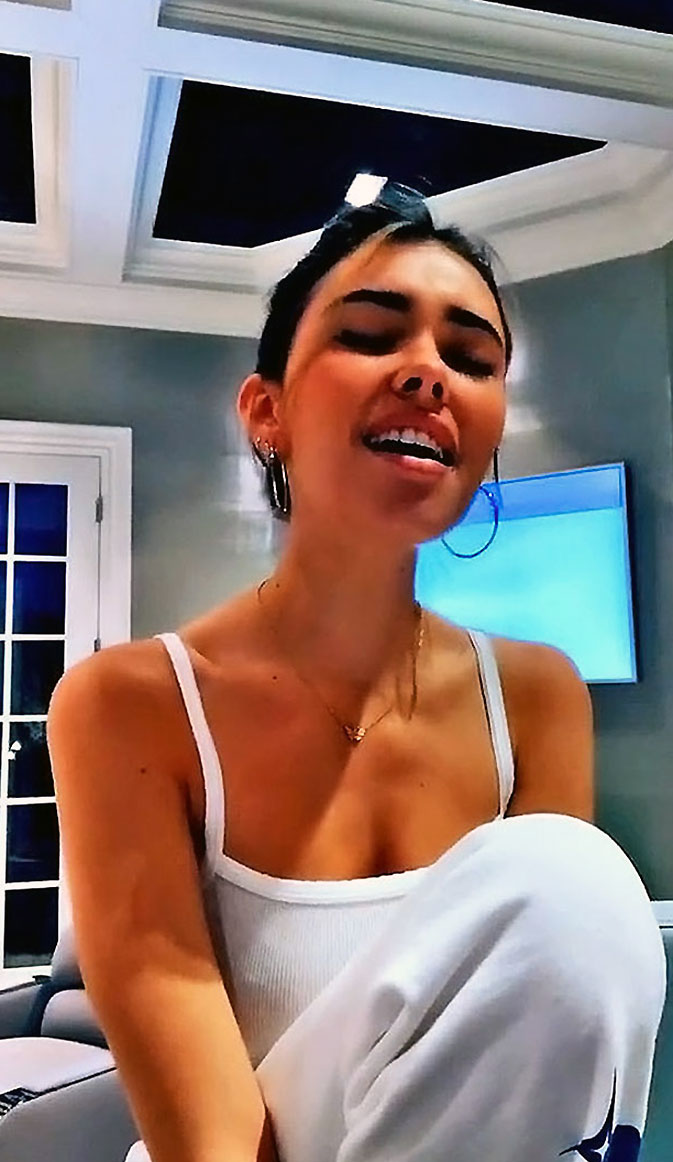 Madison Beer nude hot sexy porn LeakedDiaries 14