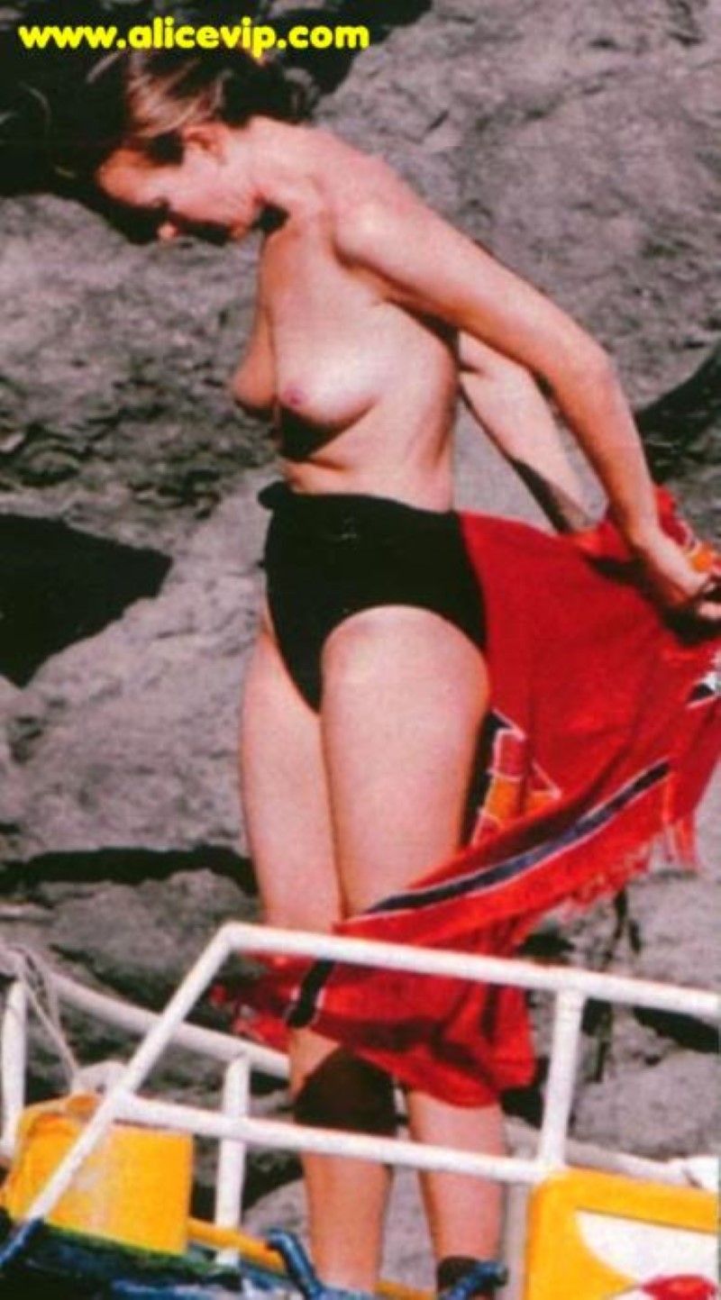 Carole Bouquet Naked 4 Your Eyes: Nude Bond Girl