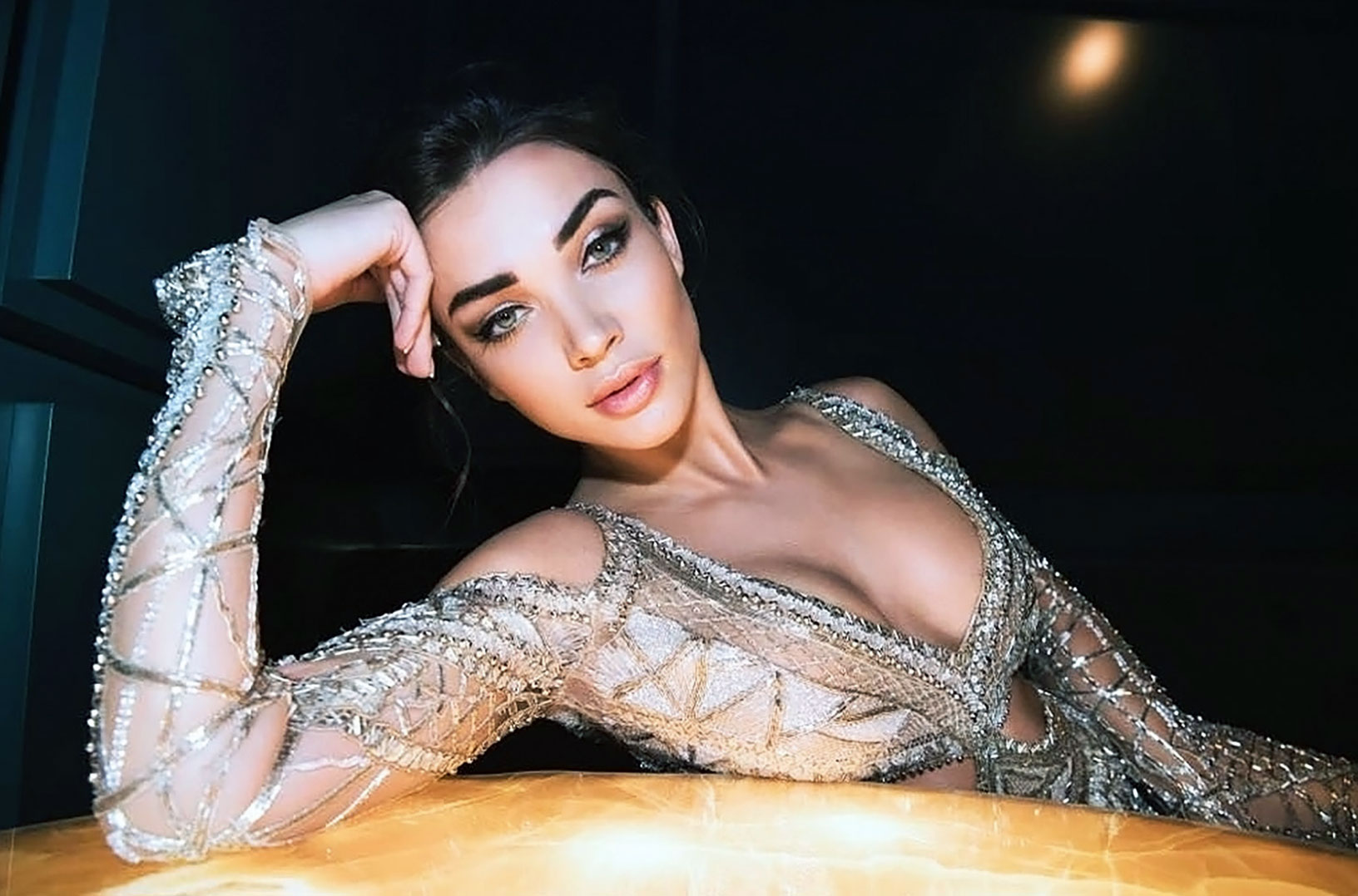 Amy Jackson naked tits hot ass cleavage14