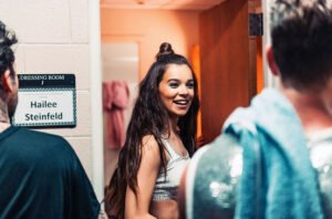 Hailee Steinfeld Nude and Topless Photos – Leaked Diaries