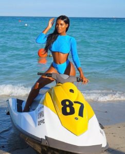 Monifa Jansen Naked and Sexy and Hot Photos – Leaked Diaries