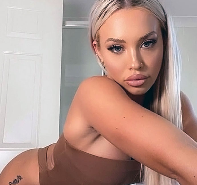 Tammy Hembrow Butt and Naked Photo Collection.