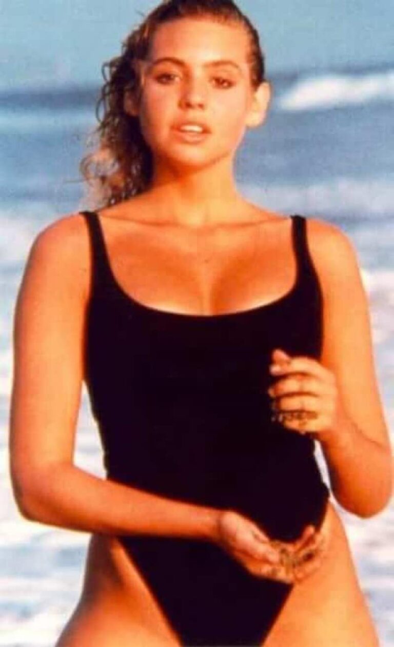 Olivia d'Abo nude - magnificent ass exposed – Leaked Diaries