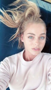 Elizabeth Turner Nude Leaked & Sexy Photos – Leaked Diaries