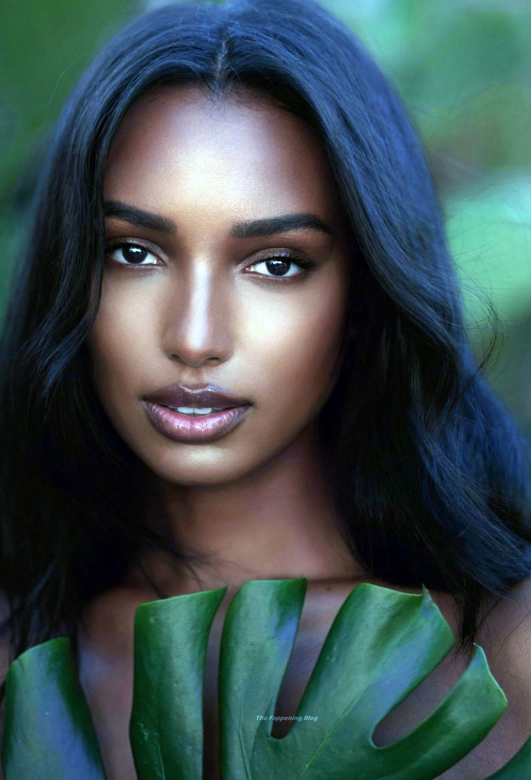 Jasmine Tookes hot topless sexy naked nude boobs butt86 scaled