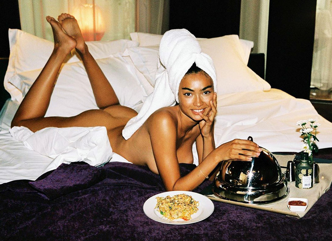 Kelly Gale naked hot sexy leaked topless boobs87