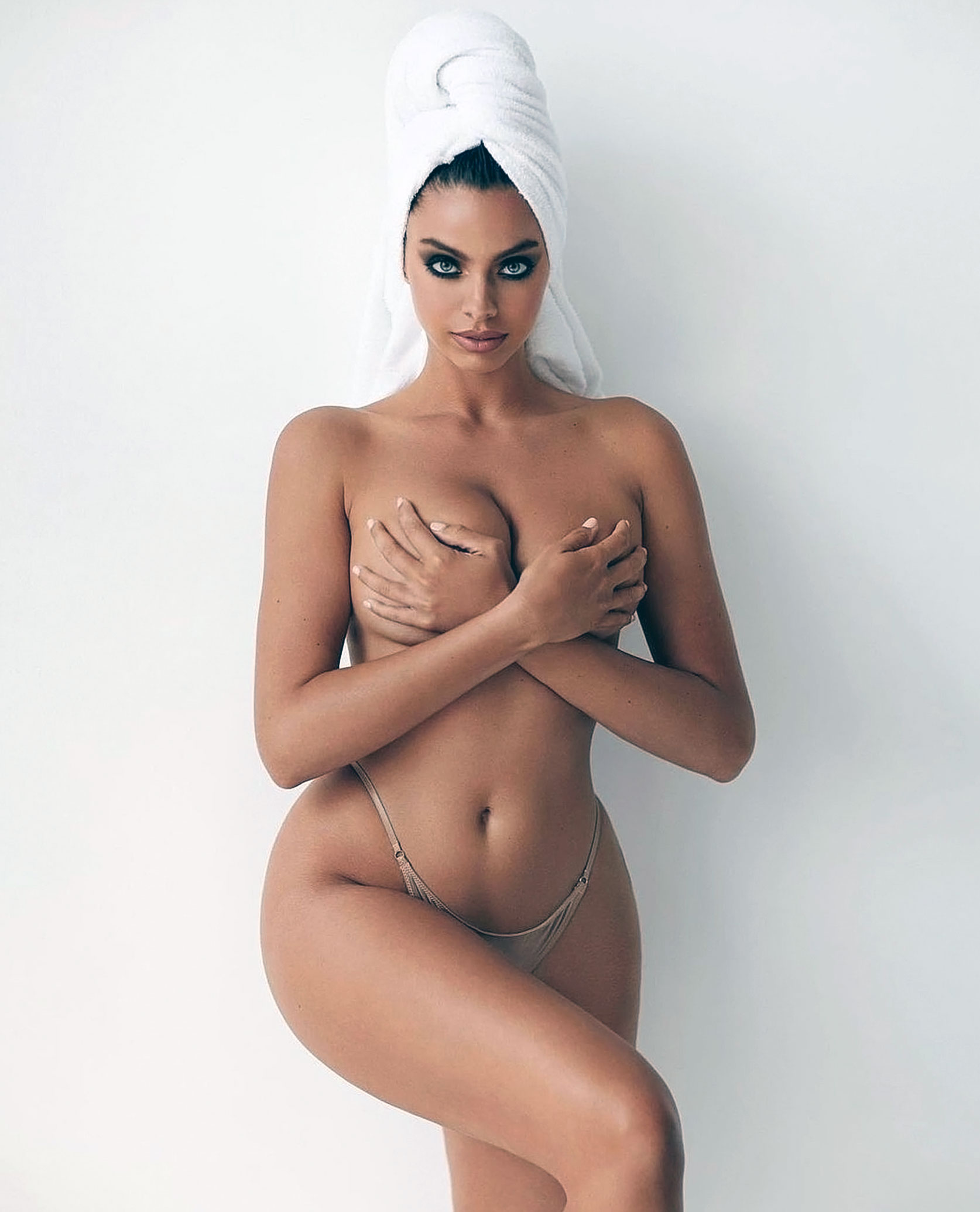 Priscilla Huggins Ortiz nude hot big butt sexy boobs32