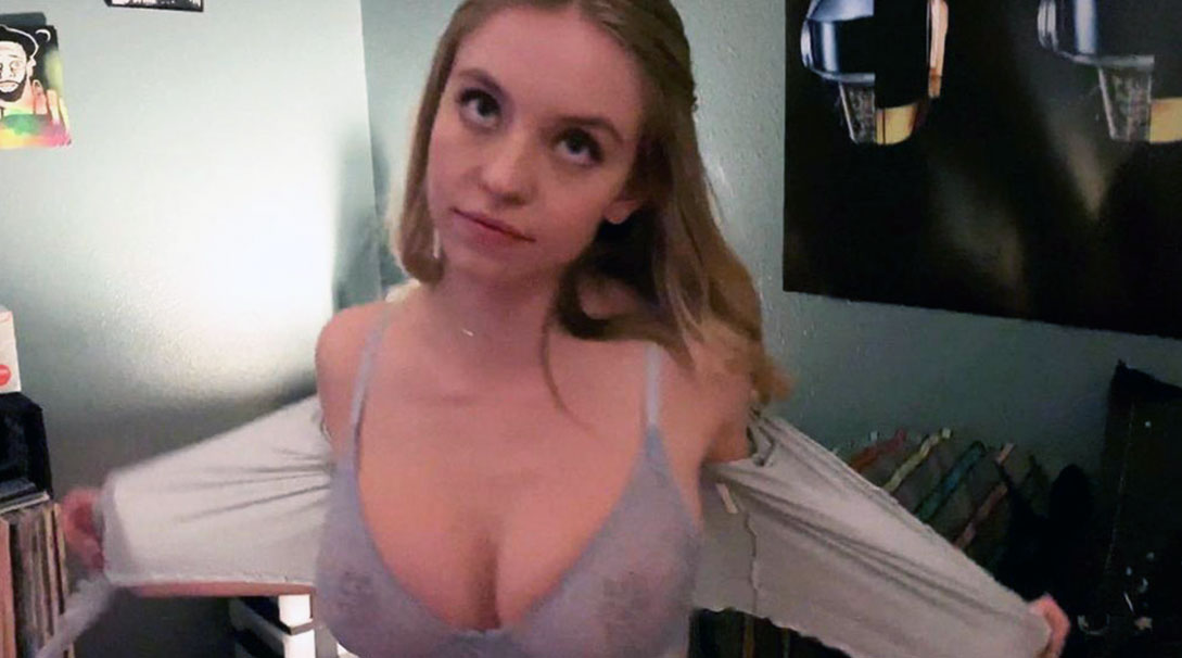 Sydney Sweeney nude hot naked sexy topless cleavage leaked48