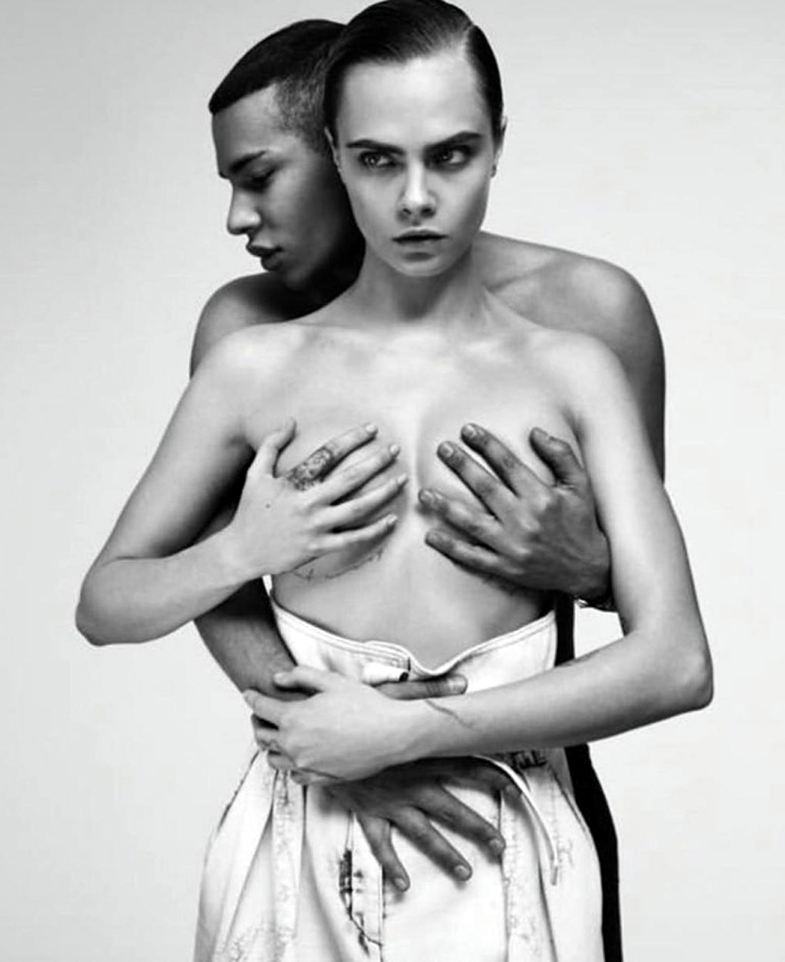 Cara Delevingne nude topless sexy hot naked nipples108