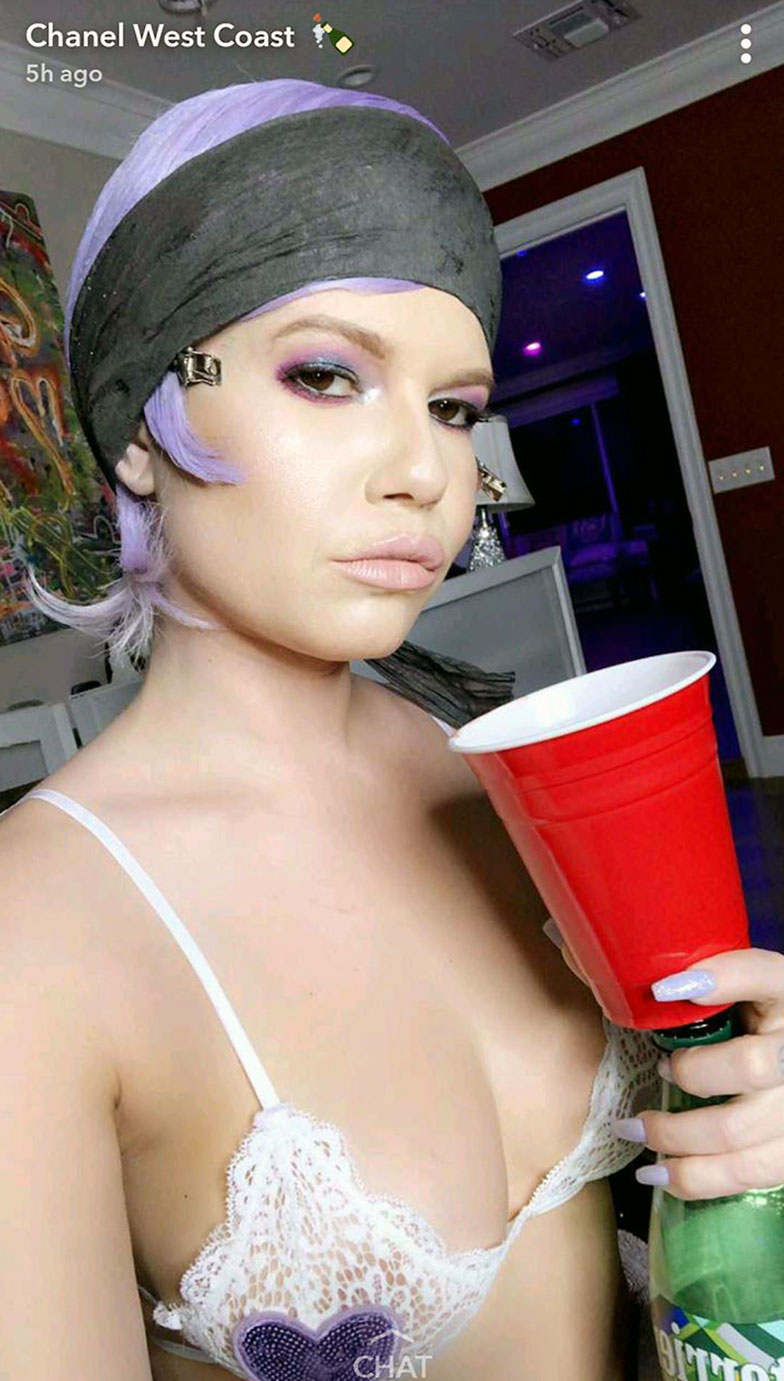 Chanel West Coast nude naked leaked sexy topless29