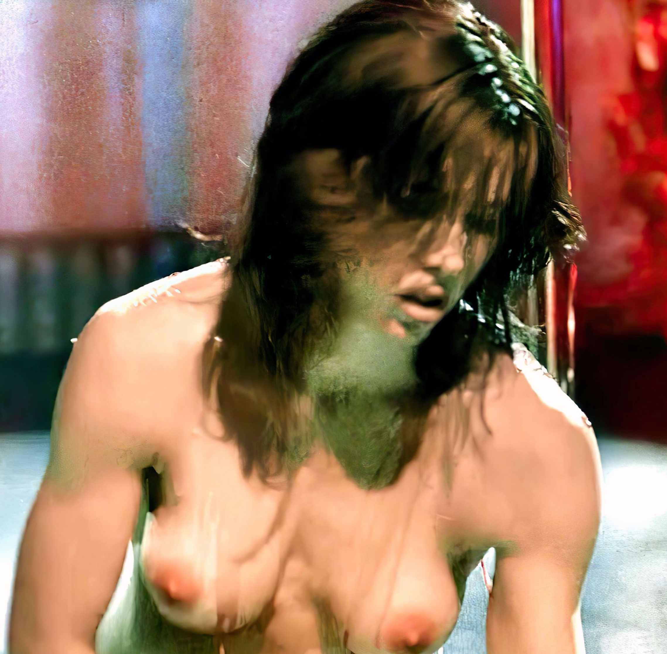 Jessica Biel nude sexy topless cleavage boobs hot111
