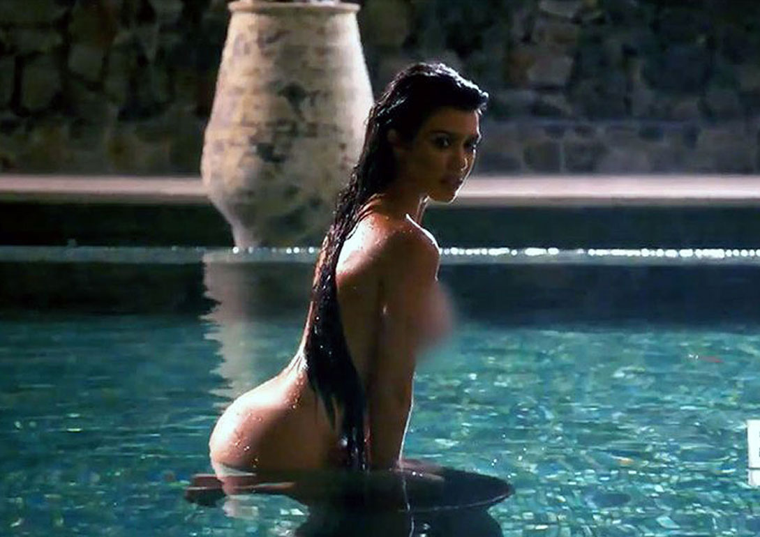 Kourtney Kardashian nude sexy topless hot naked bikini23