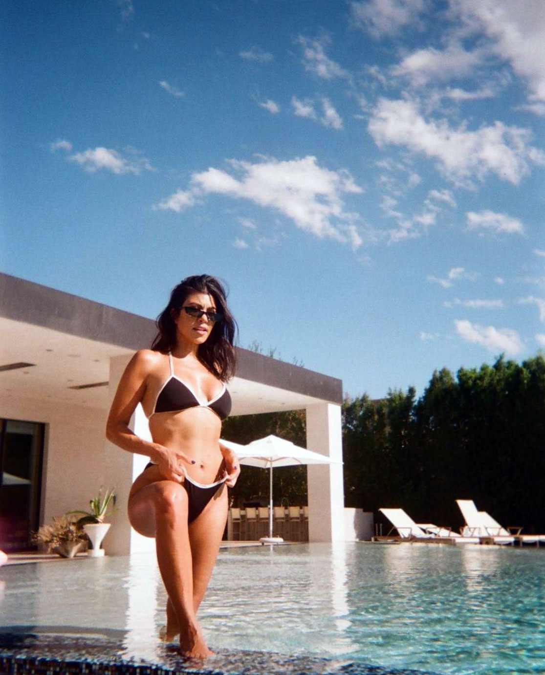 Kourtney Kardashian nude sexy topless hot naked bikini61