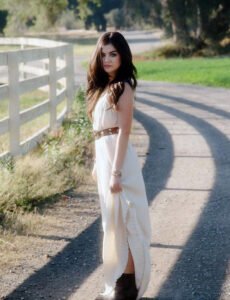Lucy Hale Nude Leaked and Hot and Naked Movie Pics – Leaked Diaries