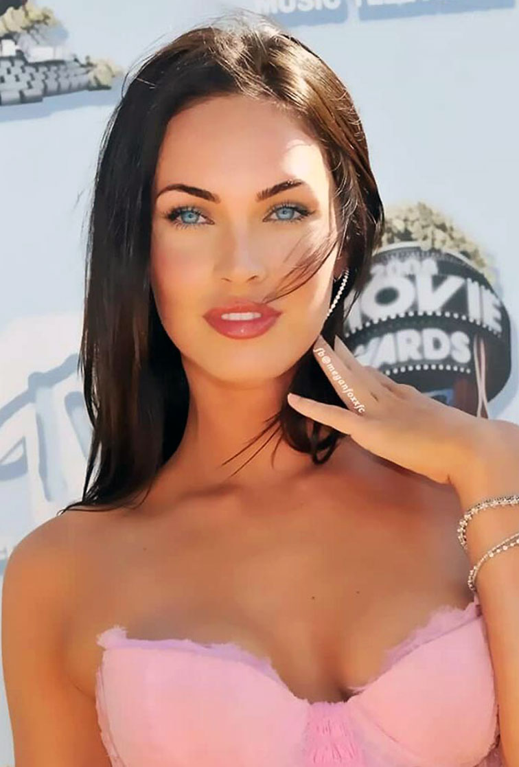 Megan Fox nude leaked naked sexy topless hot77