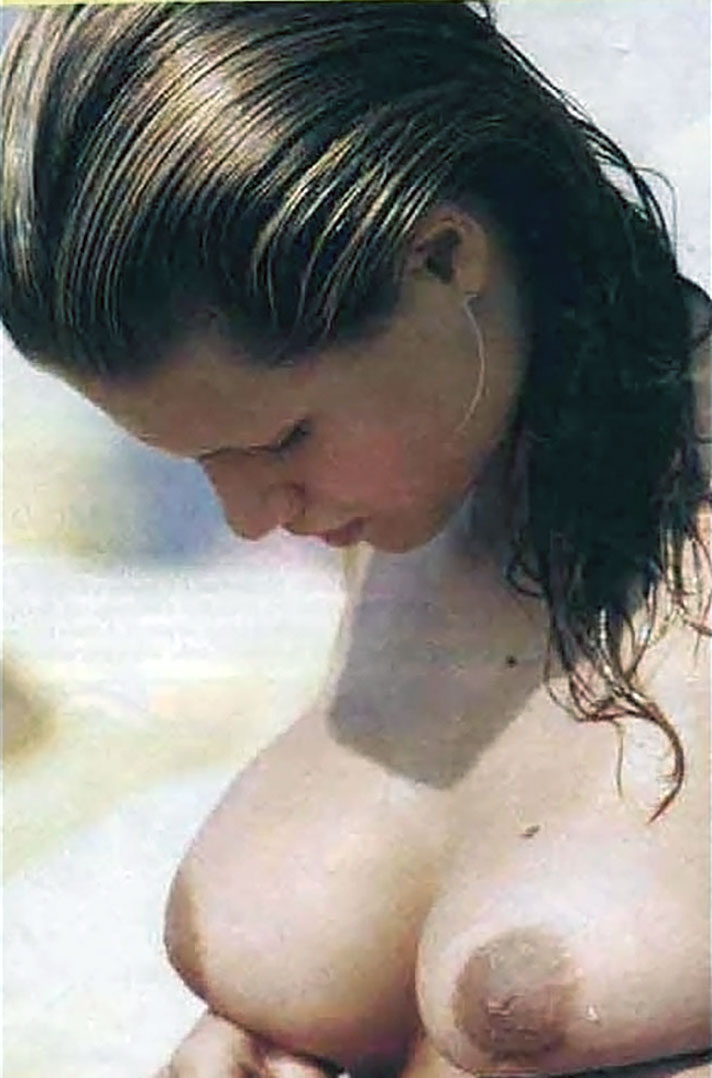 Michelle Hunziker naked topless sexy bikini49