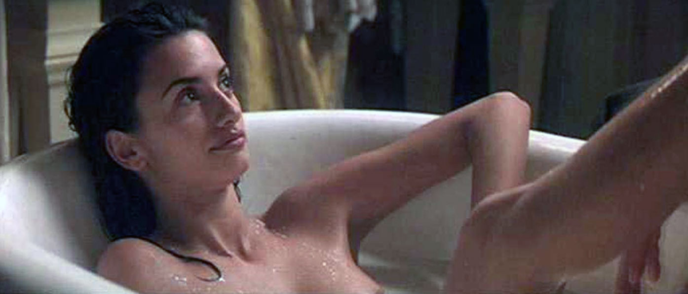 Penelope Cruz naked toplss sexy nude hot21