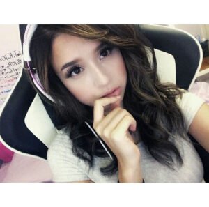 Pokimane Naked and Sexy Photo Collection nude – Leaked Diaries