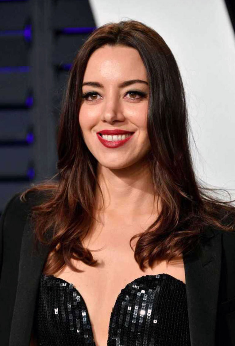 Aubrey Plaza nude cleavage boobs ass naked sexy hot48