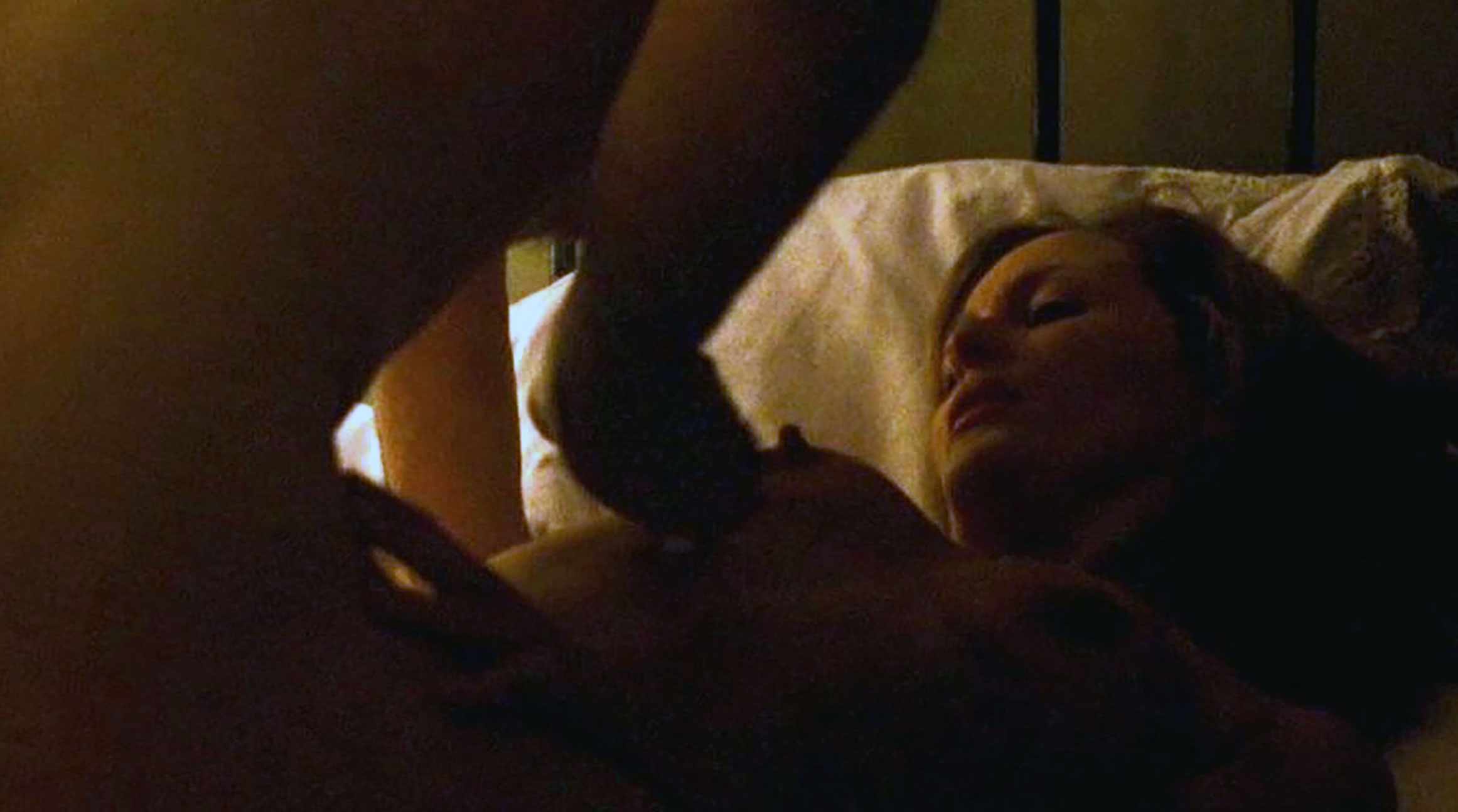 Gillian Anderson nude naked movies sexy hot bikini23