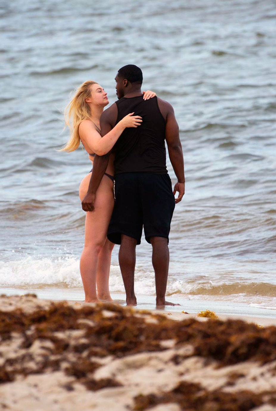Iskra Lawrence nude naked sexy hot topless nipples3