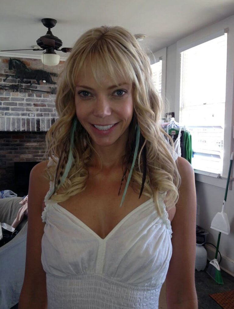 Riki Lindhome Nude Leaked & Hot Photos nude – Leaked Diaries