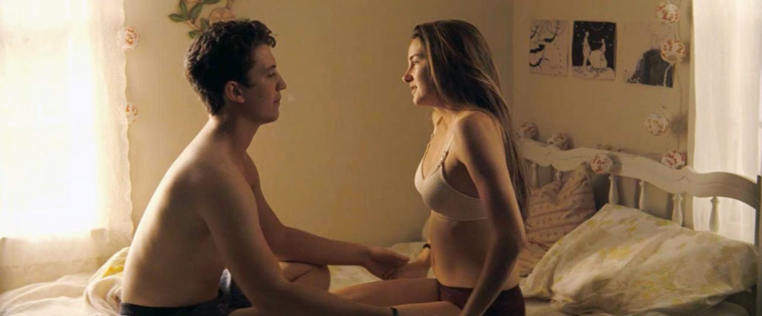Shailene Woodley nude naked movie sexy hot cleavage74