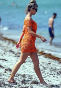 Emily Sears Nude and Hot Photo Collection nude – Leaked Diaries