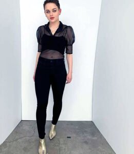 Joey King Naked Movie Scene & Hot Photos nude – Leaked Diaries