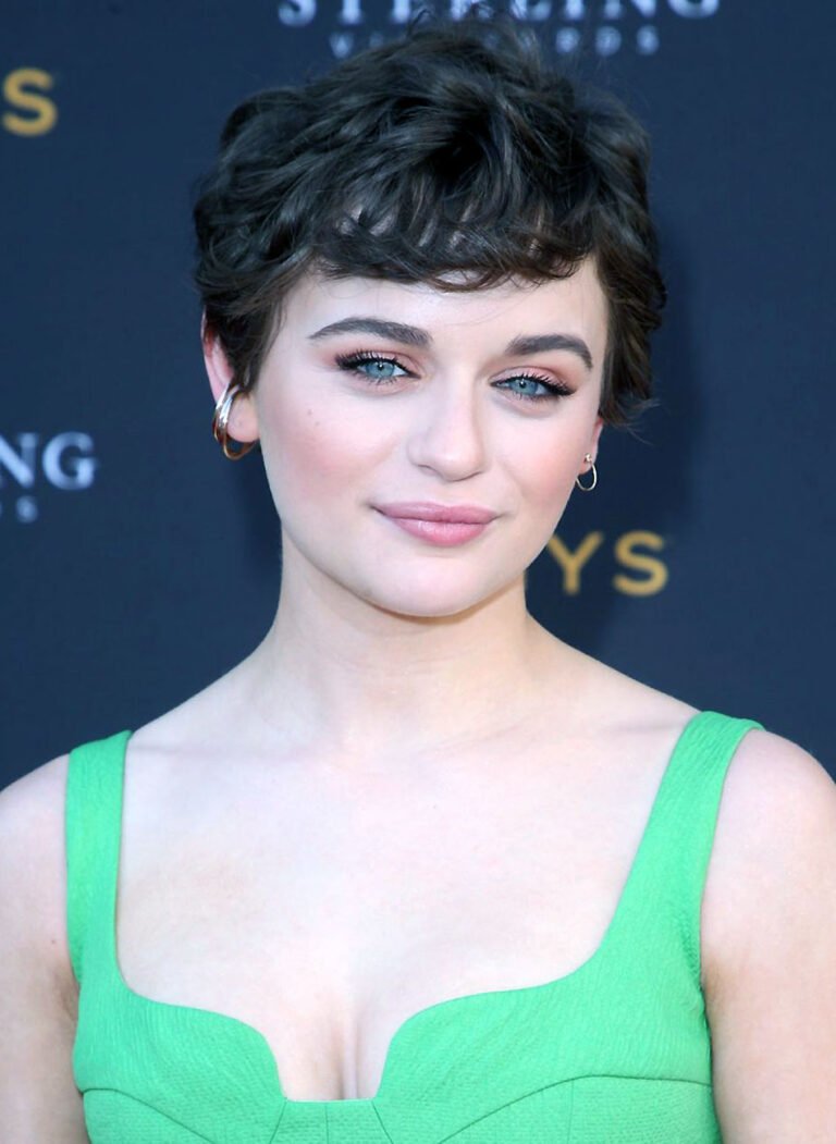 Joey King Naked Movie Scene & Hot Photos nude – Leaked Diaries