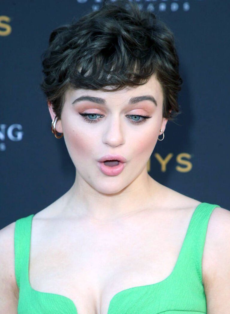 Joey King Naked Movie Scene & Hot Photos nude – Leaked Diaries