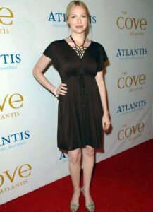 Laura Prepon Hot and Sexy Photo Collection nude – Leaked Diaries