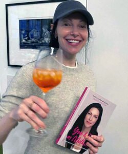 Laura Prepon Hot and Sexy Photo Collection nude – Leaked Diaries