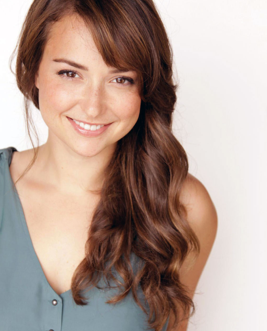 Milana Vayntrub nude leaked sexy topless hot naked cleavage17