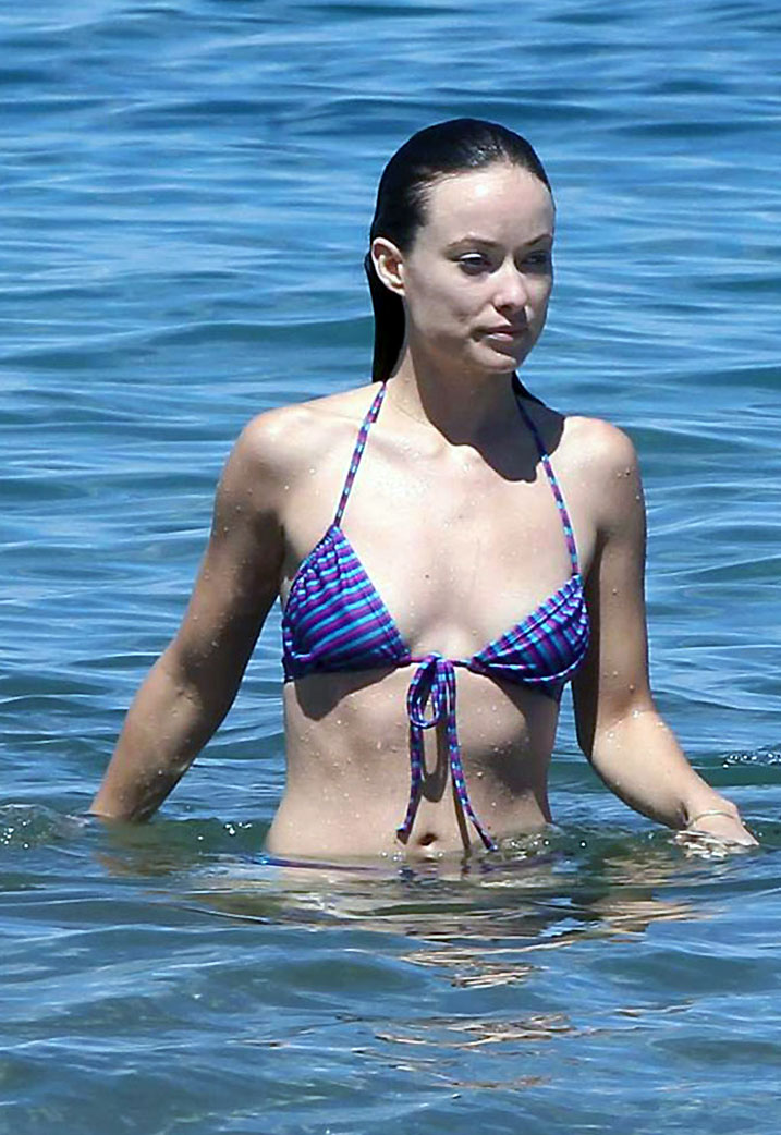 Olivia Wilde nude naked sexy topless hot cleavage15 1