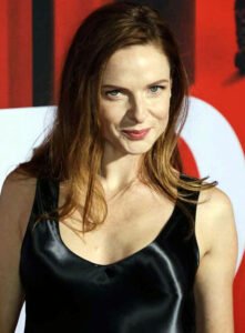 Rebecca Ferguson Sexy and Hot Feet Collection nude – Leaked Diaries