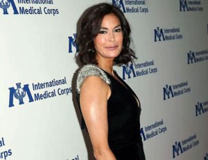 Teri Hatcher Hot and Sexy Photo Collection nude – Leaked Diaries