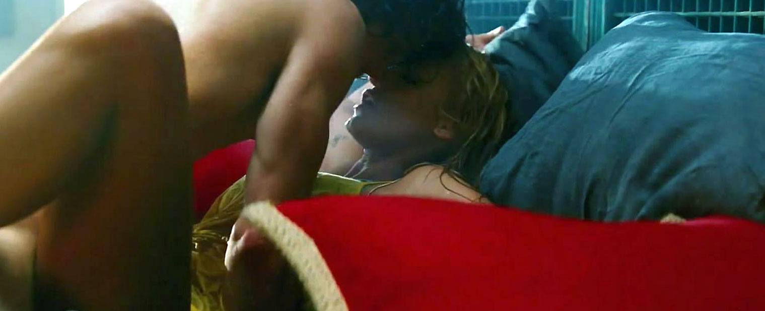 Blake Lively nude ass tits pussy porn LeakedDiaires 6