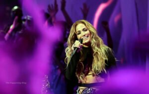 Jennifer Lopez Nude and Hot Photos Collection nude – Leaked Diaries