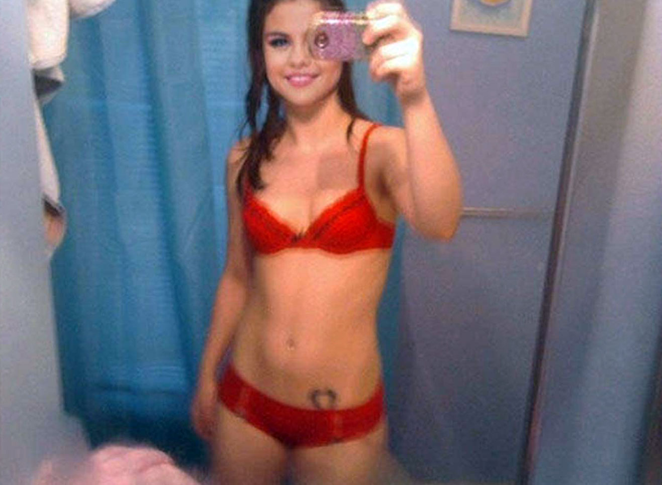 Selena Gomez nude topless sexy bikini LeakedDiaries 13